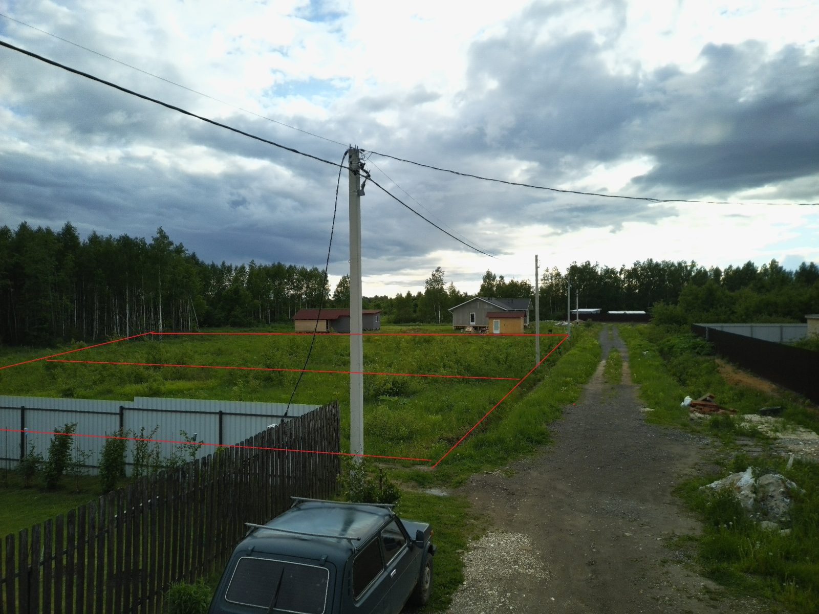 Земельный участок   в  пгт Редкино