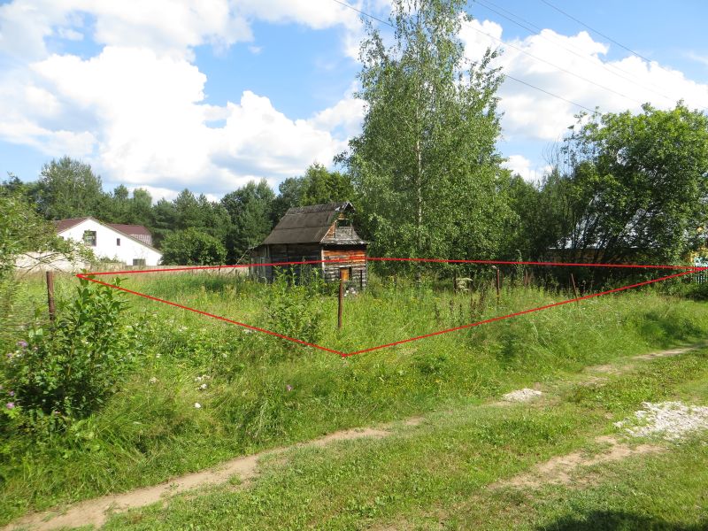Земельный участок в деревне Алексино