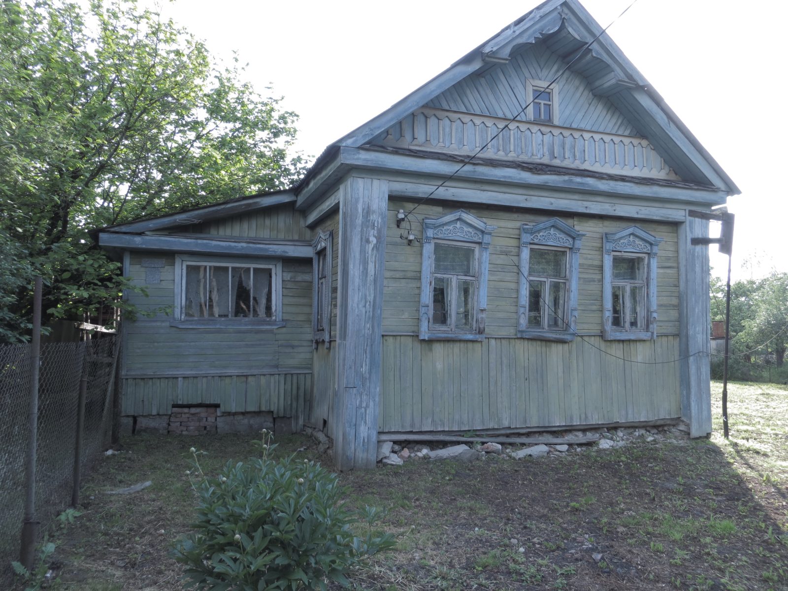 Дом и зем.участок в пгт Редкино