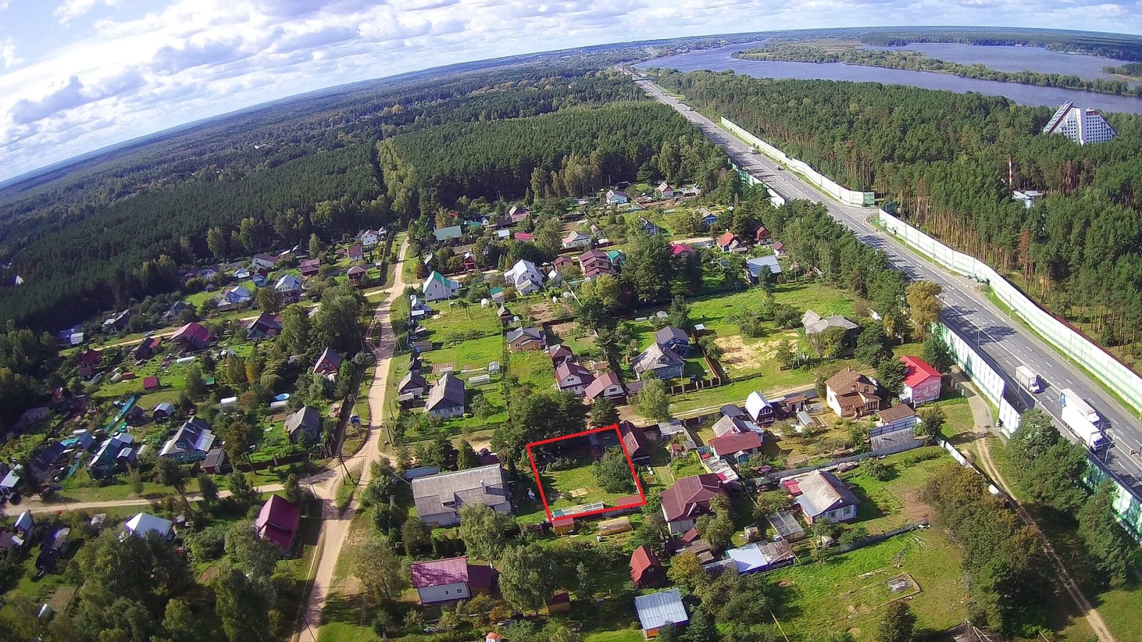Земельный участок 8 соток в п. Новомелково