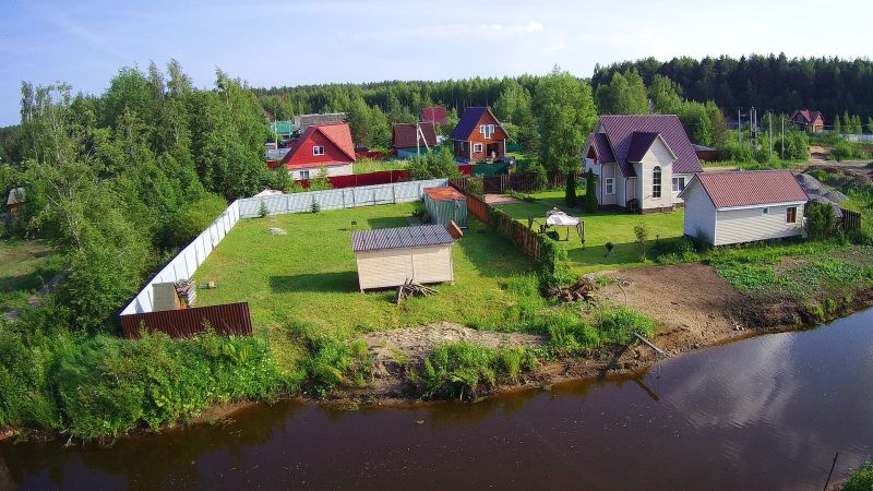 Земельный участок в  с. Городня