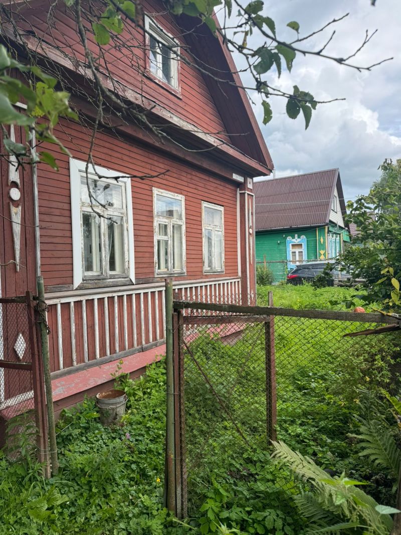 Дом в пгт Редкино